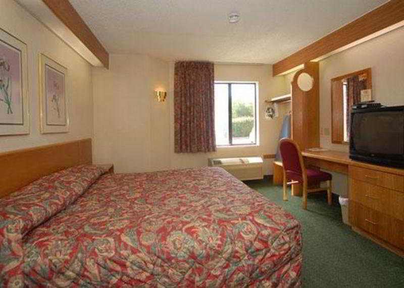 Quality Inn & Suites Richardson-Dallas Bilik gambar