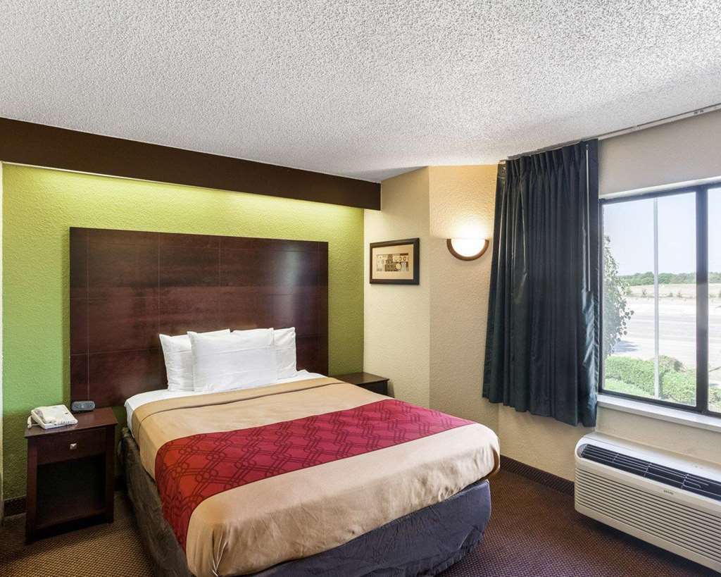 Quality Inn & Suites Richardson-Dallas Bilik gambar